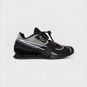 Nike Romaleos 4 Weightlifting Black White Mens Size 8 / Women’s Size 9.5